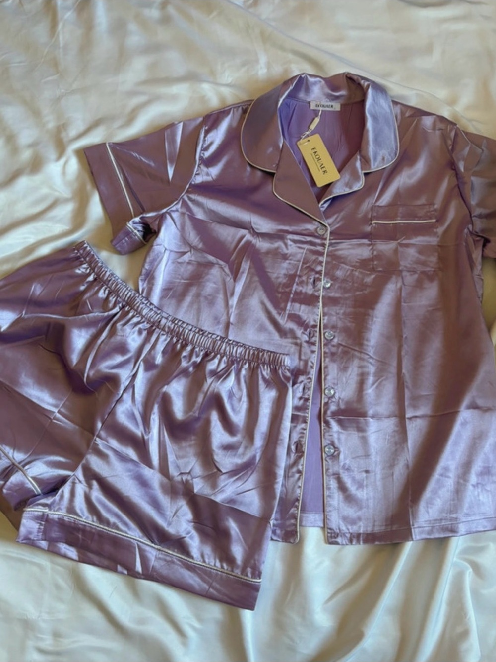 Satin Lavender Short Pajama Set with Piped Trim - Unbranded